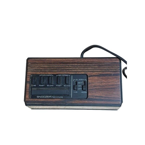 VINTAGE Alarm Clock Red LED His & Hers Alarm Spartus Model 1148 Retro Wood Grain - Picture 2 of 4